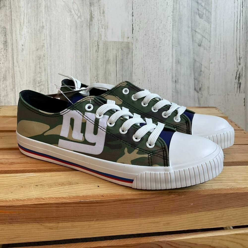 NWT NFL New York Giants Womens Size 11 Camo Low Top Canvas Sneakers